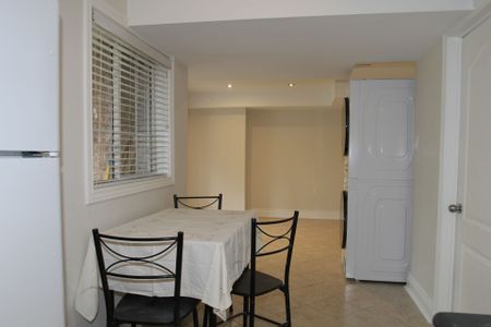 For Lease - 24 Catchfly Crescent, Brampton, Ontario - Photo 2