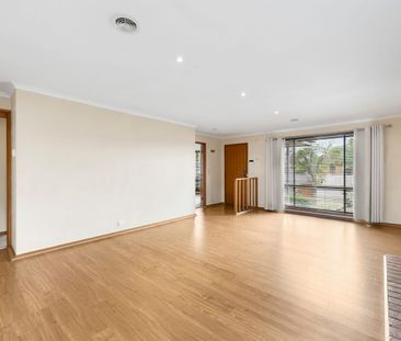 15 Coventry Drive, Werribee, Vic 3030 - Photo 3