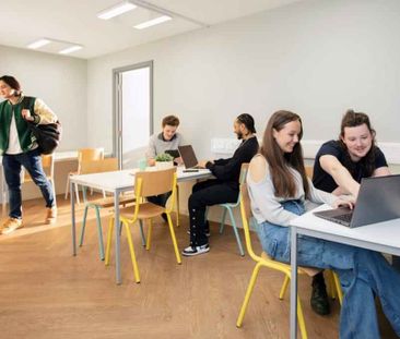 Silver Ensuite - Photo 3