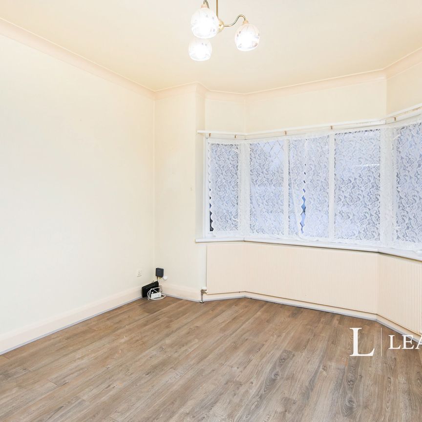 3 bedroom house to rent Jackson Avenue, Mickleover, Derby, Derbyshire, DE3 - Photo 1