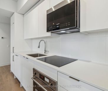 For Lease - 2920 Highway 7 Road Unit# 5002, Vaughan, Ontario - Photo 2