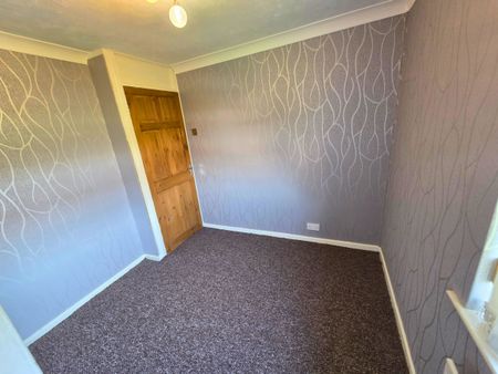 3 Bed Terraced House To Rent - Photo 2