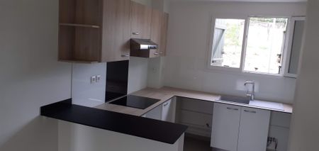 Location Appartement 64.69m² 3 pièces Fort de france - Photo 2