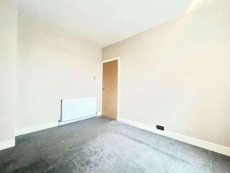 Bradley Lane, Bilston, WV14 - Photo 5