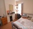 3 Bed - Pitcroft Avenue, Reading - Photo 5