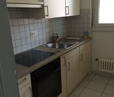 LOCARNO, LUMINOUS 3 1/2-ROOM APARTMENT FOR RENT - Photo 5
