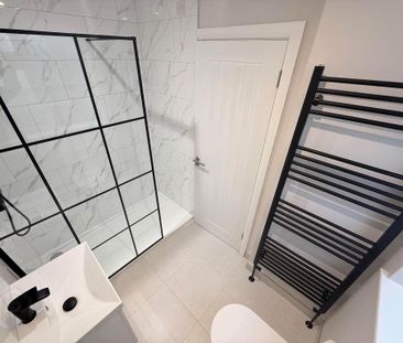 26 Lichfield Avenue, Belfast, BT5 5JQ - Photo 2