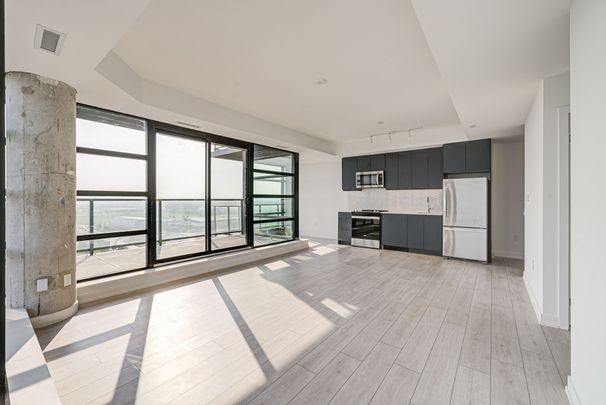 For Lease - 1606 Charles Street Unit# 1605, Whitby, Ontario - Photo 1