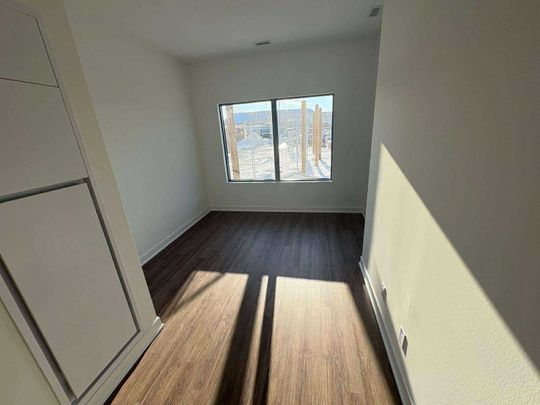 For Lease - 51 Clarington Boulevard Unit# 121, Clarington, Ontario - Photo 1