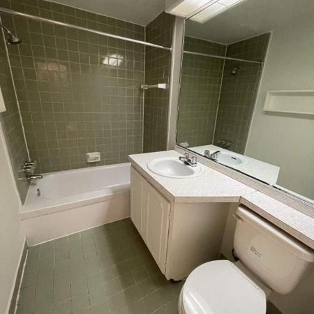 1 CH - 1 SDB - Montréal - $1,395 /mo - Photo 4