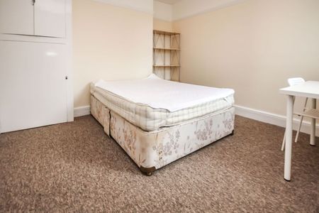 Osborne Road, Bournemouth - Photo 4