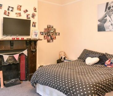 17 Headingley Mount, Leeds, LS6 3EL - Photo 2