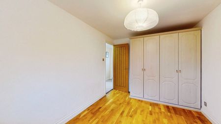 3 bedroom House To Let - Photo 5