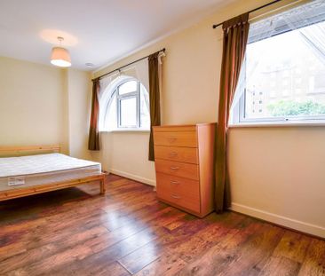 5 bedroom terraced house to rent - Photo 3