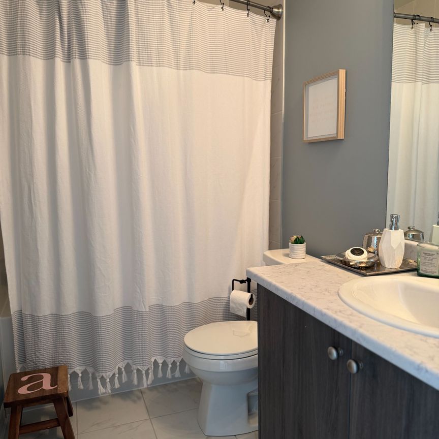 For Lease - 29 Sama Way, Wasaga Beach, Ontario - Photo 1