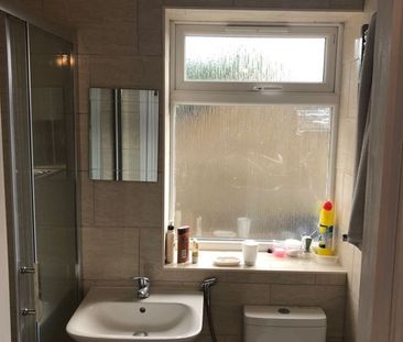 Bedsit, Luton, LU3 - Photo 2