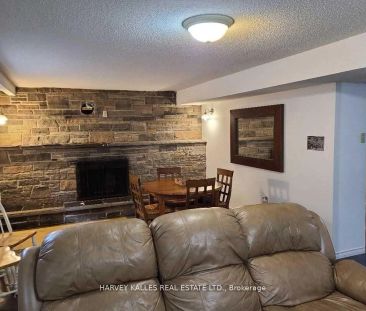 2379 Hensall Street #Lower - Photo 3