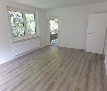Helle, gemütliche 2 Zimmer Wohnung mit Balkon - Foto 1