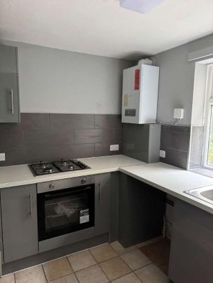 Lower Brownhill Road, Southampton, SO16 - Photo 1