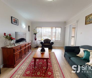 Three Bedroom Home on Oxley - Photo 6