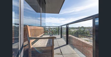 Contemporary urban living in Jaques Richmond 2Bedroom Furnished - Photo 5