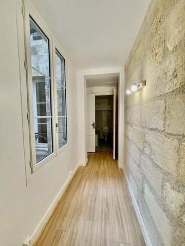 Location Appartement 5 pièces 105m² BORDEAUX 33000 - Photo 2
