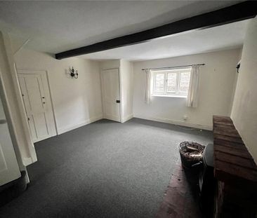 2 bedroom end of terrace house to rent - Photo 1