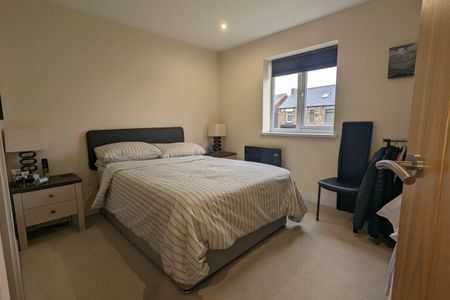 Fitzalan Road, SHEFFIELD - Photo 3