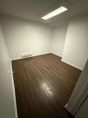 For Lease - 13 Banner Road Unit# L, South of Baseline to Knoxdale, Ontario - Photo 1