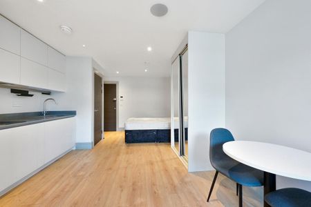 Studio to rent - Photo 2