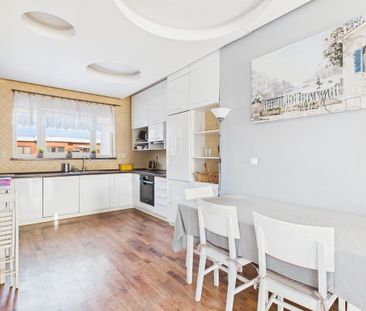 3 - pokojowe mieszkanie przy ul. Dzieci Warszawy 83.63 m² - Photo 5