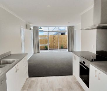 Stokes Valley - Photo 5