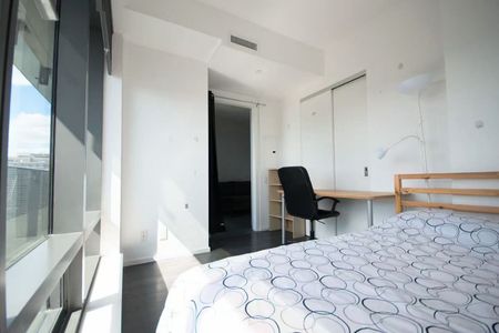 For Lease - 5 St Joseph Street Unit# 4206, Toronto, Ontario - Photo 5