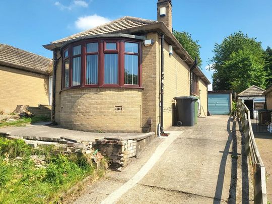 2 bedroom semi-detached bungalow to rent - Photo 1