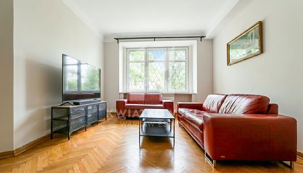 Warszawa, Śródmieście, Powiśle, Aleja 3 Maja – zdjęcie 1