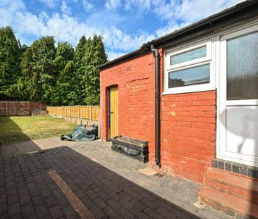 2 bedroom terraced house to rent - Photo 2