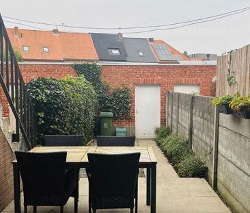 Gelijkvloers appartement met tuin en garage - Foto 4