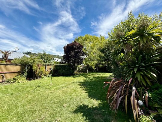 Hillsborough, 3 bedrooms - Photo 1