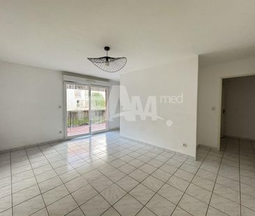 Location Appartement 2 pièces 45m² BALARUC LES BAINS 34540 - Photo 2