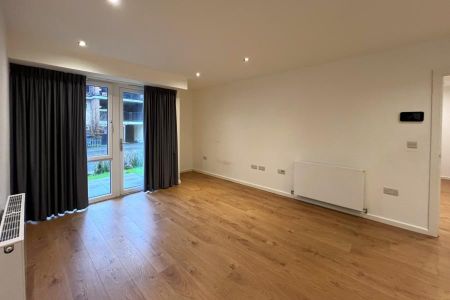 2 bedroom apartment to rent - Photo 3