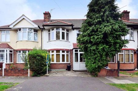 Springvale Avenue, Little Ealing, TW8 - Photo 2