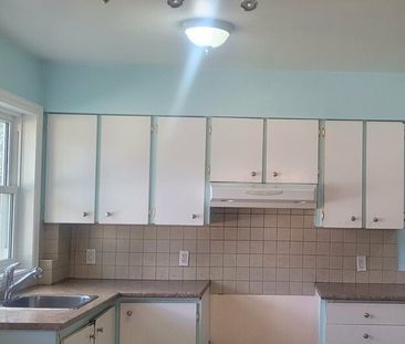 4 ½ Lumineux - Libre Maintenant- - Photo 3