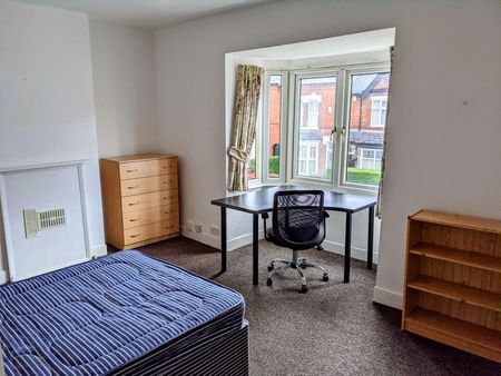 4 bedroom terraced house to rent - Photo 4