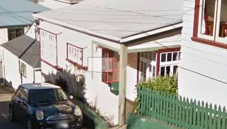 Spacious Five-Bedroom Home in the Heart of Newtown - Photo 3