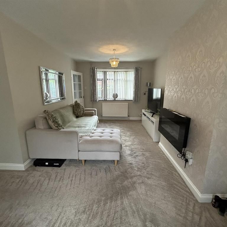 3 bedroom terraced house to rent - Photo 1