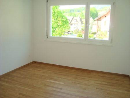 Grosszügige 7.5-Zimmerwohnung an ruhiger Lage - Photo 3