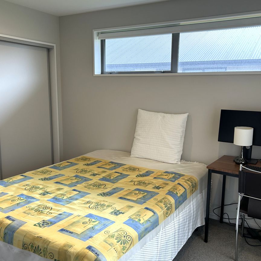 Four Bedroom Home - Photo 1