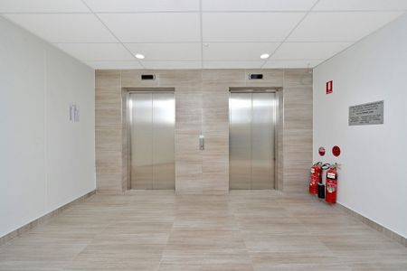 Luxury 2 Bedroom Apartment, Level 9 - Photo 5