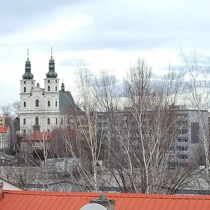 velkometrážní byt 2+1, vybavený, Zámecké náměstí, Frýdek - Fotografie 1