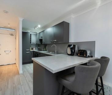 Finchley Road - Photo 5